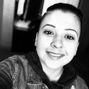 Meet your Posher, Paola